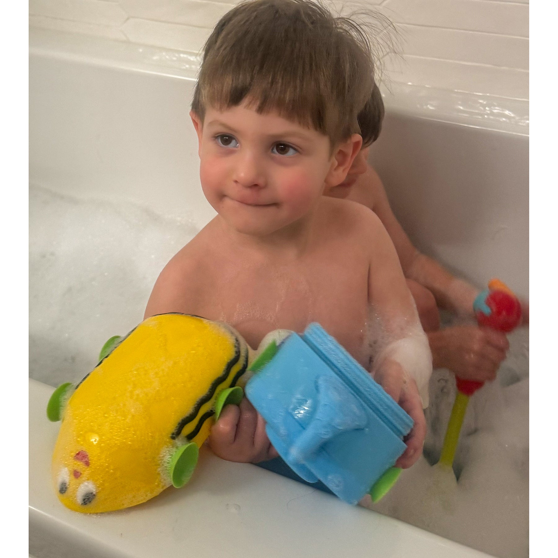 Griddly Kids BobBee: Splash-Tastic STEM Water Toy - Image 8